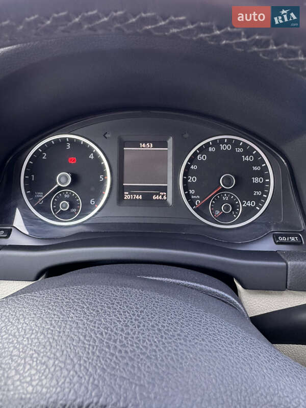 Внедорожник / Кроссовер Volkswagen Tiguan 2014 в Одессе