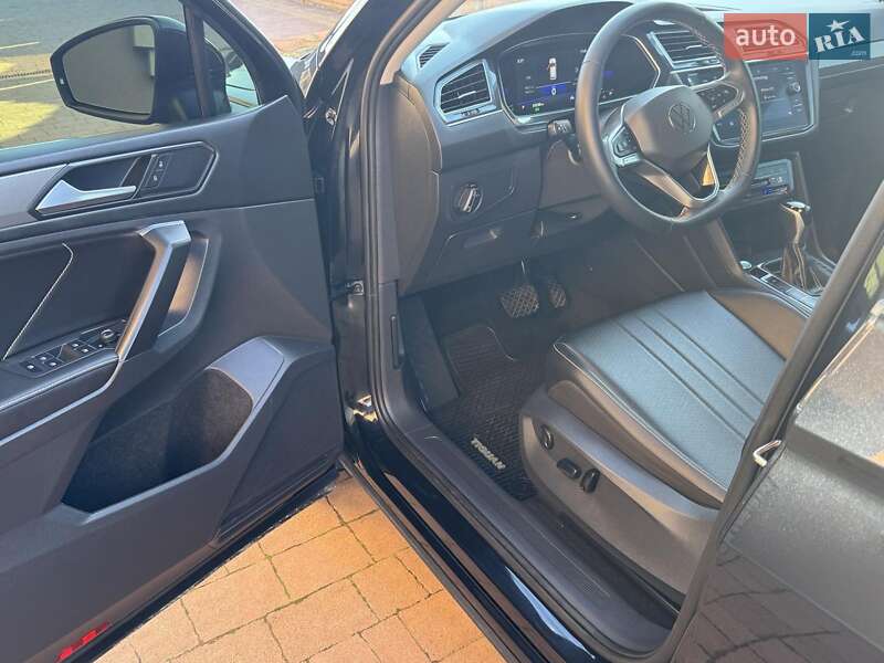 Позашляховик / Кросовер Volkswagen Tiguan 2022 в Івано-Франківську фото 14 Позашляховик / Кросовер Volkswagen Tiguan 2022 в Івано-Франківську