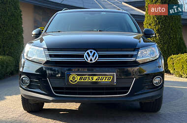 Внедорожник / Кроссовер Volkswagen Tiguan 2016 в 