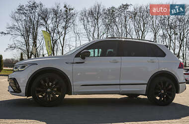 Позашляховик / Кросовер Volkswagen Tiguan 2021 в 