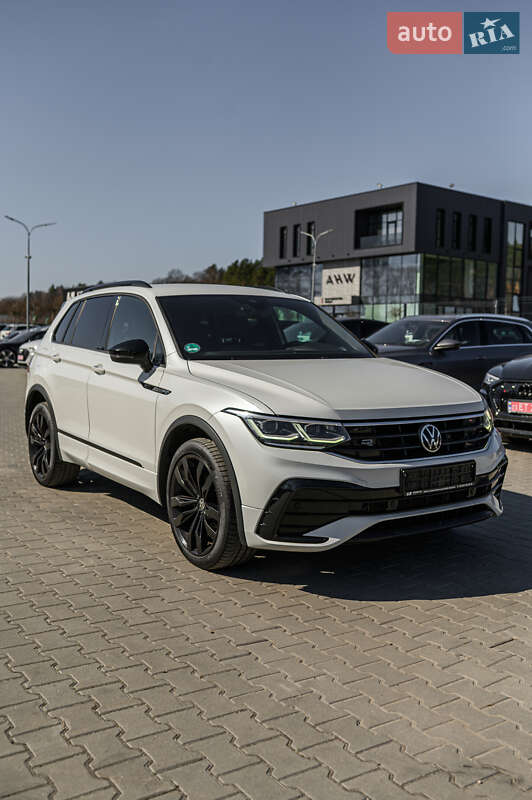 Внедорожник / Кроссовер Volkswagen Tiguan 2021 в Львове