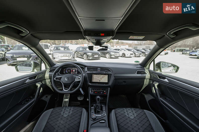 Внедорожник / Кроссовер Volkswagen Tiguan 2021 в Львове