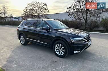 Внедорожник / Кроссовер Volkswagen Tiguan 2018 в Днепре