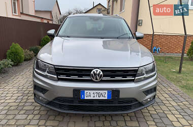 Внедорожник / Кроссовер Volkswagen Tiguan 2020 в 