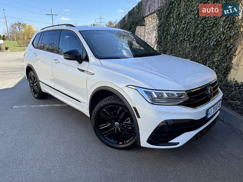 Внедорожник / Кроссовер Volkswagen Tiguan 2022 в Киеве