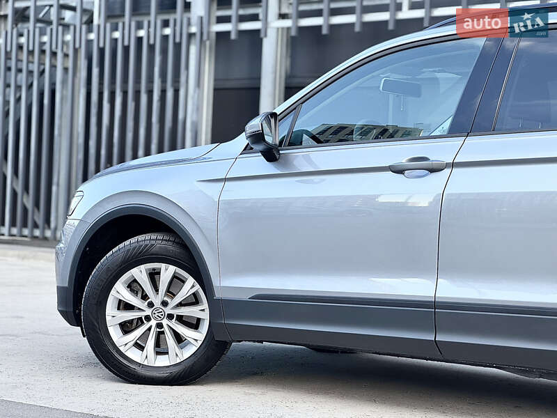 Внедорожник / Кроссовер Volkswagen Tiguan 2020 в Киеве