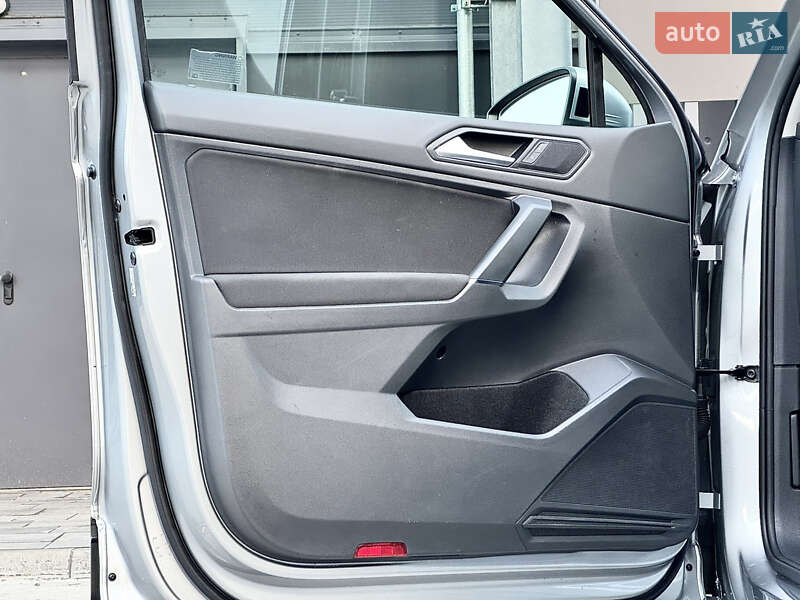 Внедорожник / Кроссовер Volkswagen Tiguan 2020 в Киеве