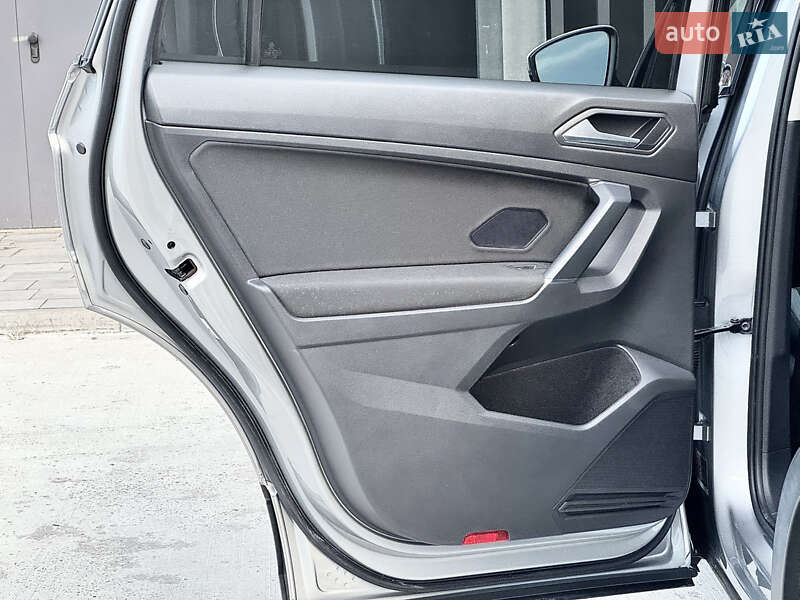 Внедорожник / Кроссовер Volkswagen Tiguan 2020 в Киеве