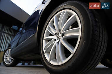 Внедорожник / Кроссовер Volkswagen Tiguan 2012 в 