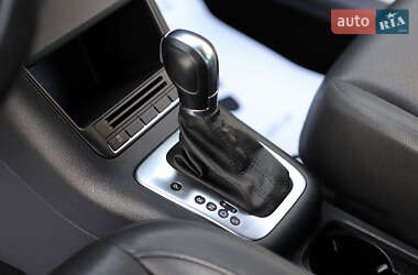 Внедорожник / Кроссовер Volkswagen Tiguan 2012 в 