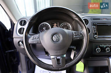 Внедорожник / Кроссовер Volkswagen Tiguan 2012 в 