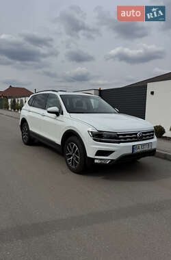 Позашляховик / Кросовер Volkswagen Tiguan 2021 в Кропивницькому