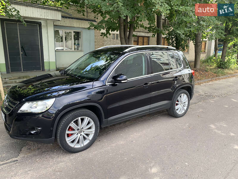Внедорожник / Кроссовер Volkswagen Tiguan 2011 в Чернигове фото Внедорожник / Кроссовер Volkswagen Tiguan 2011 в Чернигове