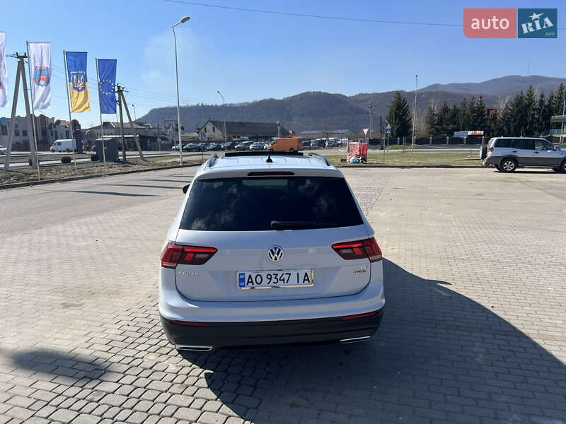 Внедорожник / Кроссовер Volkswagen Tiguan 2018 в Хусте фото 9 Внедорожник / Кроссовер Volkswagen Tiguan 2018 в Хусте