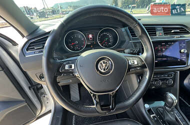 Внедорожник / Кроссовер Volkswagen Tiguan 2018 в Хусте