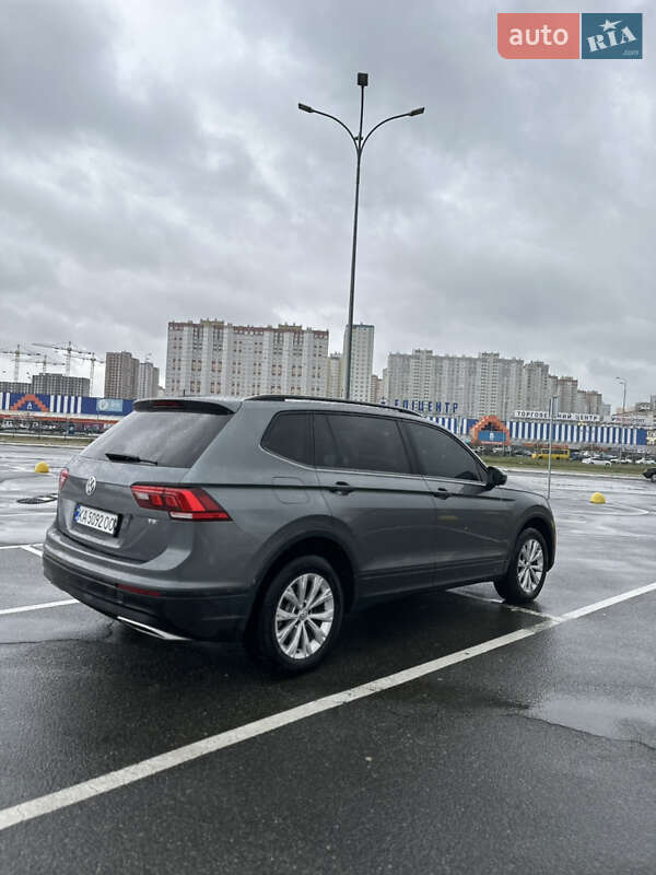 Внедорожник / Кроссовер Volkswagen Tiguan 2017 в Киеве фото 7 Внедорожник / Кроссовер Volkswagen Tiguan 2017 в Киеве