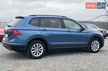 Внедорожник / Кроссовер Volkswagen Tiguan 2018 в 