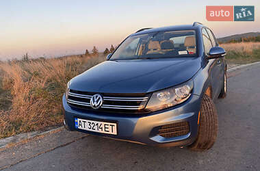 Позашляховик / Кросовер Volkswagen Tiguan 2016 в 