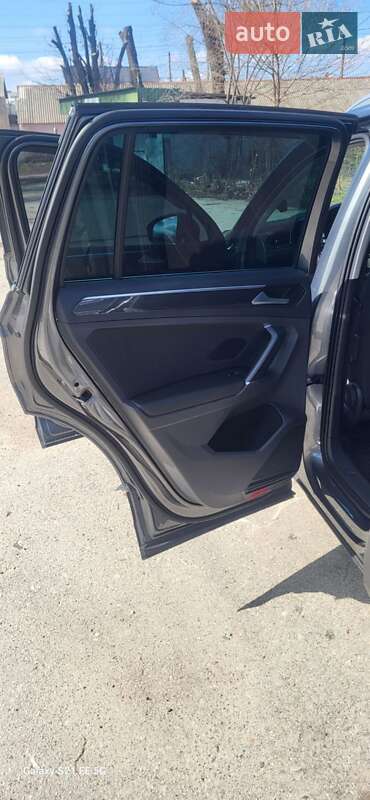 Внедорожник / Кроссовер Volkswagen Tiguan 2017 в Фастове