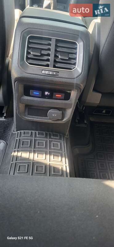 Внедорожник / Кроссовер Volkswagen Tiguan 2017 в Фастове