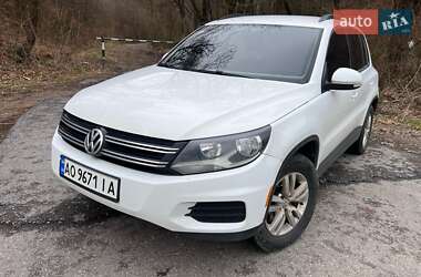 Позашляховик / Кросовер Volkswagen Tiguan 2015 в Ужгороді