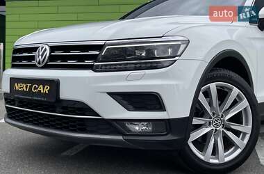 Внедорожник / Кроссовер Volkswagen Tiguan 2018 в 