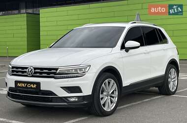 Внедорожник / Кроссовер Volkswagen Tiguan 2018 в 