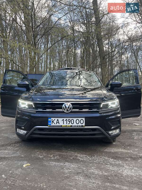 Внедорожник / Кроссовер Volkswagen Tiguan 2021 в Львове