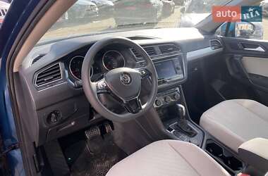 Позашляховик / Кросовер Volkswagen Tiguan 2018 в 