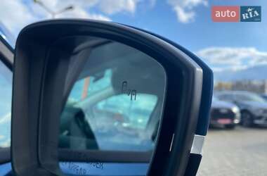 Позашляховик / Кросовер Volkswagen Tiguan 2018 в 