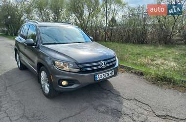 Внедорожник / Кроссовер Volkswagen Tiguan 2013 в 