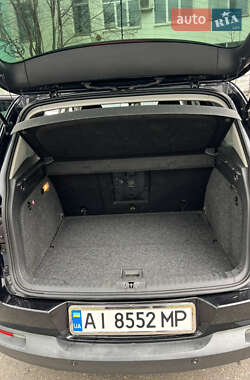 Внедорожник / Кроссовер Volkswagen Tiguan 2010 в 