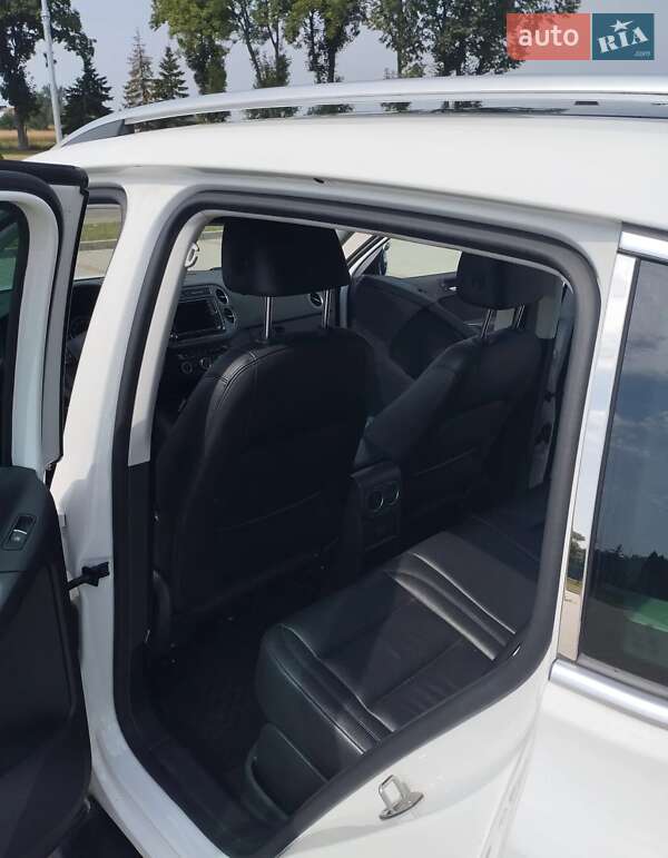 Внедорожник / Кроссовер Volkswagen Tiguan 2016 в Львове фото 7 Внедорожник / Кроссовер Volkswagen Tiguan 2016 в Львове