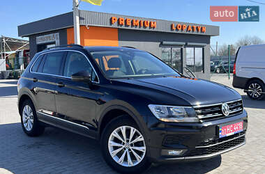 Внедорожник / Кроссовер Volkswagen Tiguan 2018 в 