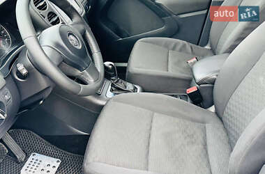 Внедорожник / Кроссовер Volkswagen Tiguan 2011 в 