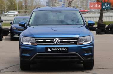 Внедорожник / Кроссовер Volkswagen Tiguan 2018 в 