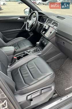 Внедорожник / Кроссовер Volkswagen Tiguan 2020 в 