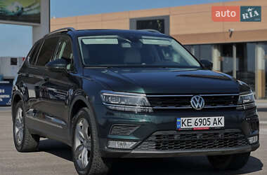 Внедорожник / Кроссовер Volkswagen Tiguan 2018 в 