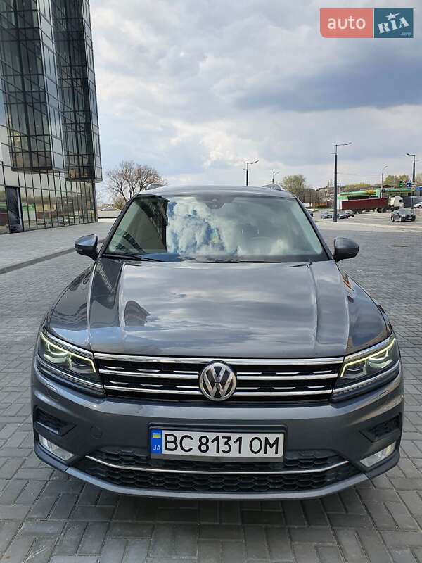 Внедорожник / Кроссовер Volkswagen Tiguan 2017 в Трускавце