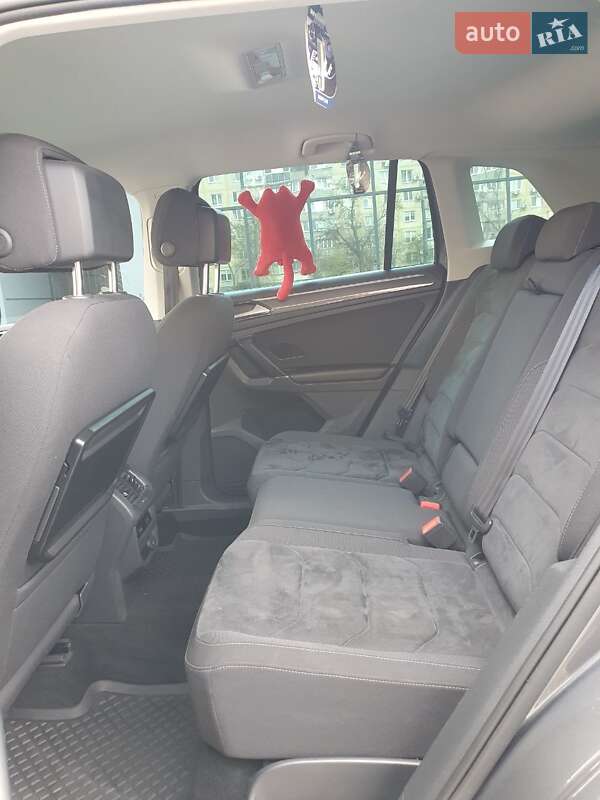 Внедорожник / Кроссовер Volkswagen Tiguan 2017 в Трускавце