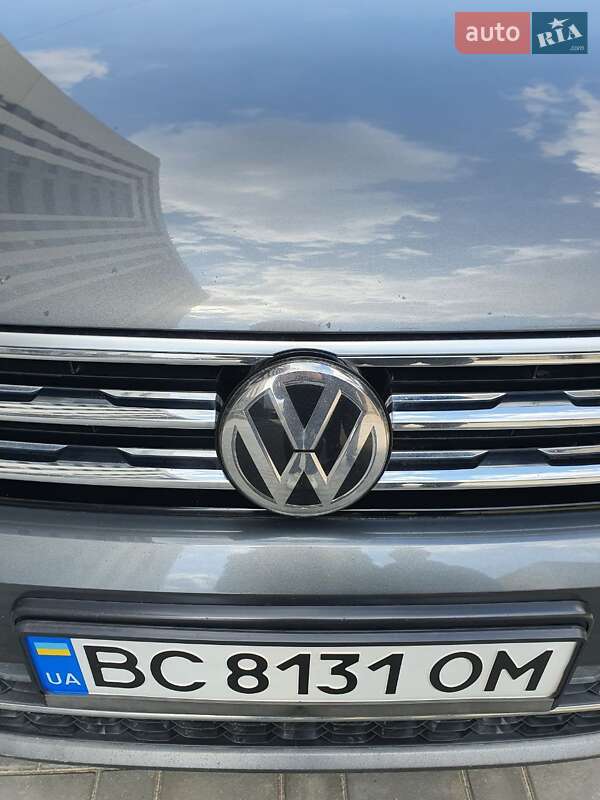 Внедорожник / Кроссовер Volkswagen Tiguan 2017 в Трускавце