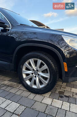 Позашляховик / Кросовер Volkswagen Tiguan 2008 в 