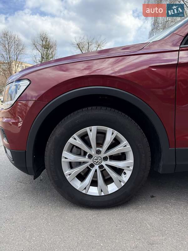 Позашляховик / Кросовер Volkswagen Tiguan 2017 в Черкасах