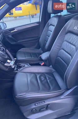 Внедорожник / Кроссовер Volkswagen Tiguan 2017 в 