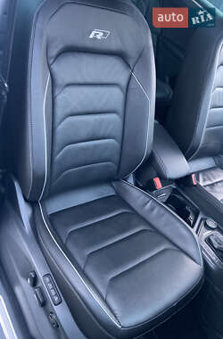 Внедорожник / Кроссовер Volkswagen Tiguan 2017 в 