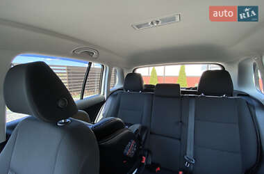 Внедорожник / Кроссовер Volkswagen Tiguan 2015 в 