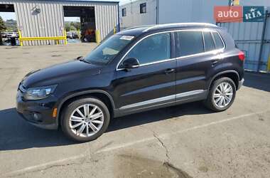 Позашляховик / Кросовер Volkswagen Tiguan 2016 в 