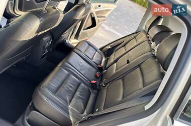 Позашляховик / Кросовер Volkswagen Tiguan 2012 в 