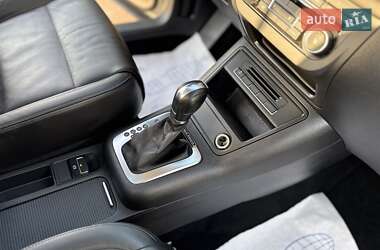 Позашляховик / Кросовер Volkswagen Tiguan 2012 в 