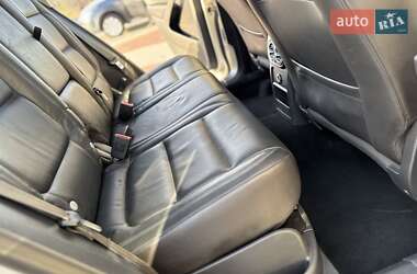 Позашляховик / Кросовер Volkswagen Tiguan 2012 в 